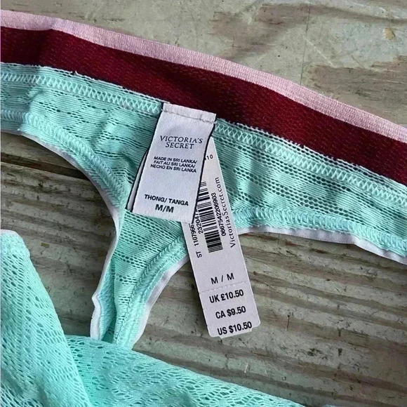 Victoria’s Secret underwear size medium NWT - Picture 2 of 2